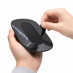 Spigen LD220 -hiirikotelo, musta