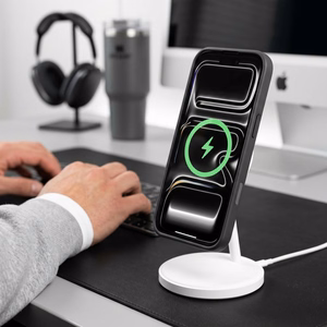 Tech-Protect MagOne CC MagSafe suojakuori ja 2 kpl karkaistuja laseja malleille iPhone 18 Pro Max / 17 Pro Max, läpinäkyvä musta