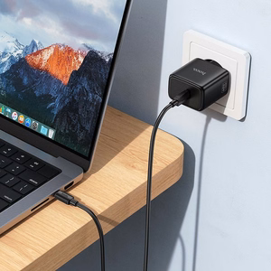 Puhelimen GaN-laturi Hoco USB C PD AVS 40W max 60W N83 musta