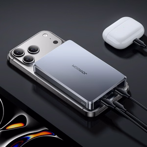 Joyroom JR-PBM08 Pro 22,5 W 10000 mAh varavirtalähde langattomalla latauksella ja 2 x USB-C-liitännällä – harmaa