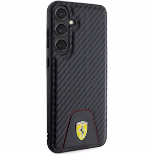 Ferrari Carbon Stitched Bottom Suojakuori Samsung Galaxy S24+:lle - musta