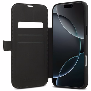 Guess Book 4G Metal Logo -suojakuori iPhone 17 Pro Max - ruskea