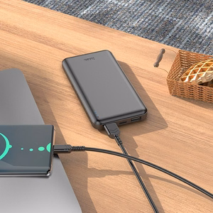 Ulkoinen akku Hoco 10000 mAh 2,1A J100 musta