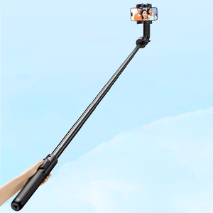 Selfie stick Ugreen LP586 telescopic tripod with Bluetooth remote control 1.5m - black
