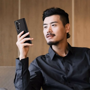DUX DUCIS BRIL -suojakuori SAMSUNG Z Fold 8, musta