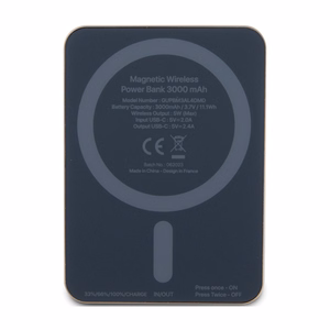 Guess MagSafe Metal Script Logo induktiovirtapankki 5W 3000mAh - kultainen