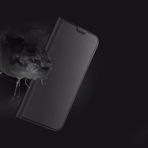 Dux Ducis Skin Pro Suojakuori Apple iPhone 16 - musta