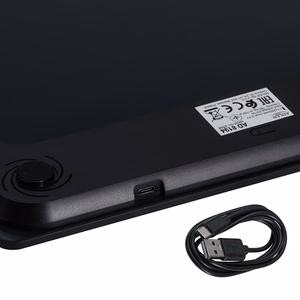 ADLER AD 8194b ladattava henkilövaaka USB-C:llä, musta