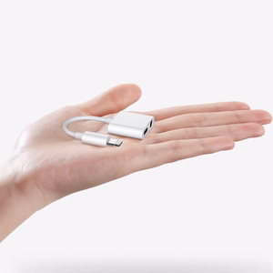 Joyroom S-Y104 kuuloke Sovitin Lightning - Lightning / mini jack 3.5 mm valkoinen