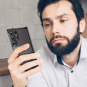 Thunder Suojakuori Samsung Galaxy S25 Ultra Silikoninen panssarisuoja - Musta