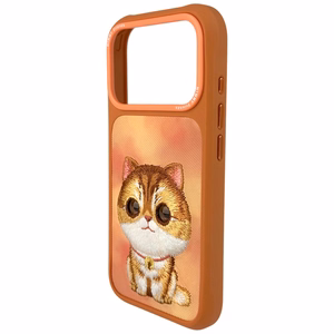 Nimmy Big Eyed Pet 2.0 Cat Suojakuori iPhone 17 Prolle - Oranssi
