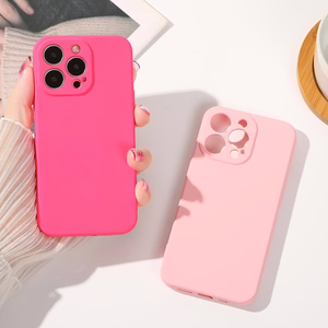 Silikonikotelo iPhone 14 Plus silikonikotelo fuksiaa