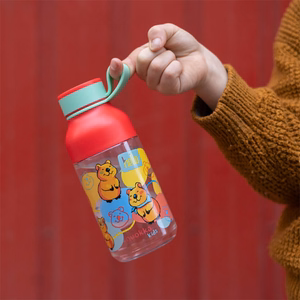 Quokka Ice Kids with Strap Ecozen -juomapullo, 430 ml, Happy Quokka