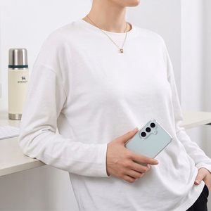 Tech-Protect FlexAir Hybrid -suojakuori laitteelle Samsung Galaxy S26 FE – läpinäkyvä