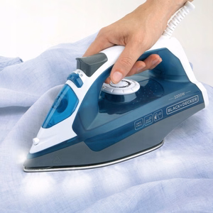 BLACK+DECKER BXIR2200E – höyrysilitysrauta, 2200 W (ES9180070B)