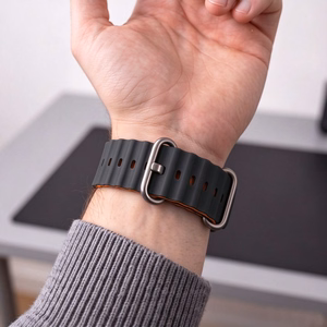 Tech-Protect IconBand Pro -ranneke Apple Watch 4/5/6/7/8/9/SE/Ultra 1/2 42/44/45/49 mm oranssi-musta