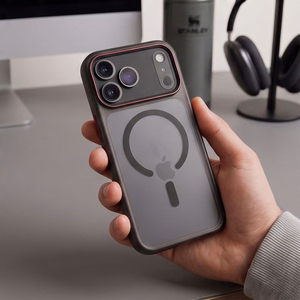 Tech-Protect MagCam MagSafe suojakuori malleille iPhone 18 Pro / 17 Pro, mattamusta ja punainen