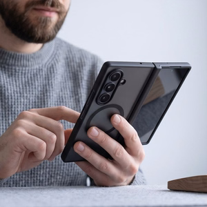 Tech-Protect MagPeak MagSafe  Samsung Galaxy Z Fold 8 Ultra kuori, mattamusta