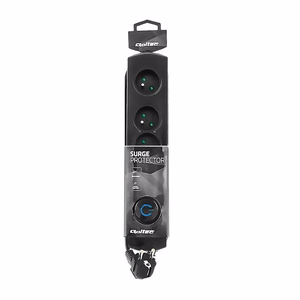 Qoltec 50104 -ylijännitesuoja, 4 pistorasiaa, 230 V, 1.5 m, musta