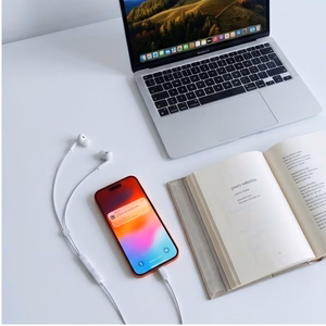Tech-Protect Ultraboost Core G3 langalliset kuulokkeet USB-C-liitännällä – valkoinen