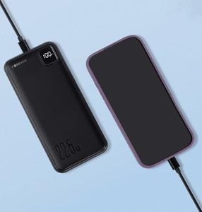 Forever varavirtalähde TB-300M PD QC 22,5W 10000 mAh, musta