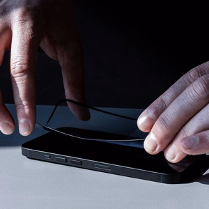 Crong 7D Nano Flexible Glass 9H koko näytön peittävä hybridinäytönsuoja iPhone 14 Pro -laitteelle