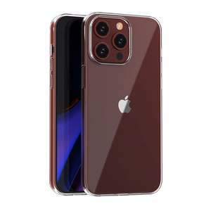iPhone 15 Pro Max Suojakuori Ultra Clear -sarjasta läpinäkyvä
