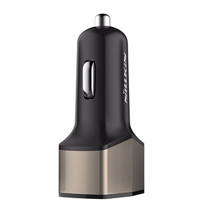Nillkin Celerity 32 W autolaturi 2 USB-A- ja 1 USB-C-liitännällä, kullanvärinen