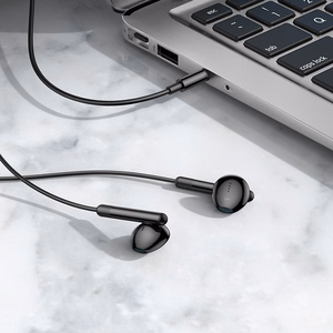 Hoco M93 langalliset nappikuulokkeet Jack 3,5mm - musta