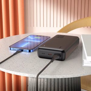 Hoco J87A varavirtalähde USB-C PD 20W+QC 3.0 20000 mAh musta