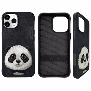 Nimmy Big Eyed Pet 2.0 Panda -suojakuori iPhone 15 Pro - musta