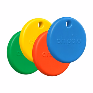 Chipolo POP Bluetooth-paikantimien pakkaus vaihdettavilla paristoilla iOS- ja Android-laitteille, 4 kpl (punainen, sininen, keltainen ja vihreä)