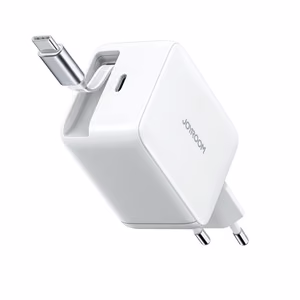 Joyroom JR-TCL06 67W GaN seinälaturi sisäänrakennetulla vedettävällä USB-C-kaapelilla - valkoinen