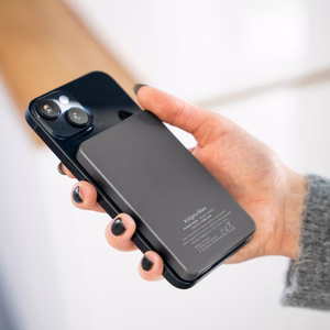Krüger&Matz magneettinen langaton varavirtalähde, 5000 mAh, harmaa