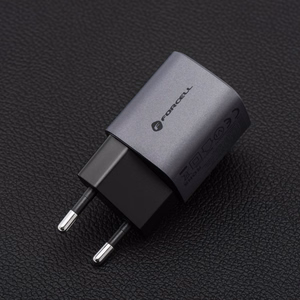Puhelinlaturi Forcell F-Energy GaN USB C + USB A QC4.0 PD 3A 33W VT-31 harmaa