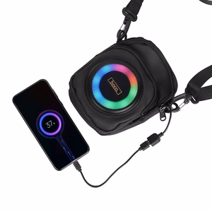 Bluetooth Kaiutin 8W 3h olkalaukku muoto 1,5L Hoco HC41 musta