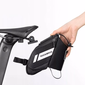 Rockbros C32BK satulalaukku 1.5 l juomapullotaskulla - musta