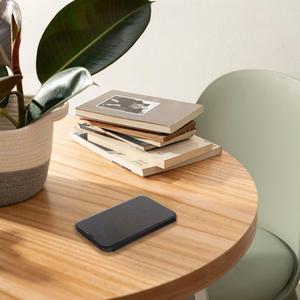 Flip case for iPhone 15 PLUS Smart Mag compatible with MagSafe black