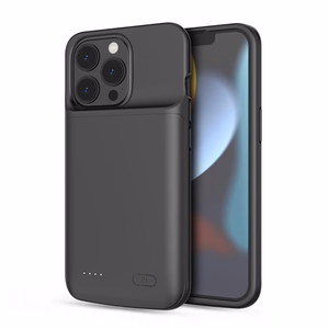 Tech-Protect PowerCase iPhone 13 / 13 Pro -puhelimelle, jossa on 4800mAh Powerbank - musta