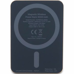 Guess MagSafe 4G Strassed Metal Logo induktio tehopankki 5W 3000mAh - kultainen