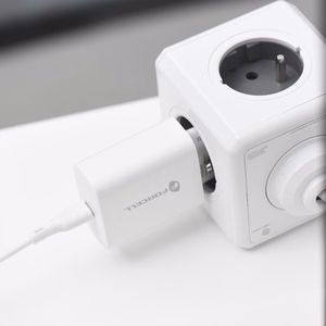 Puhelinlaturi Forcell F-Energy USB C QC4.0 PD 3A 25W TFK-TC-25WPD valkoinen