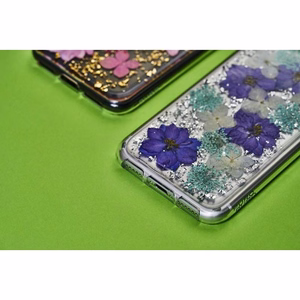 Puro Glam Hippie Chic case for iPhone XR, with real green flower petals