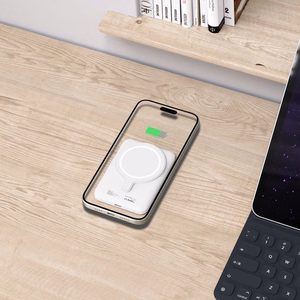 Tech-Protect LifeMag PB10 Powerbank MagSafe 5000mAh 15W USB-C-portilla - valkoinen + USB-C-kaapeli
