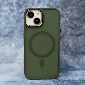 Phone Case "Frozen Mag" for Apple iPhone 16 Green