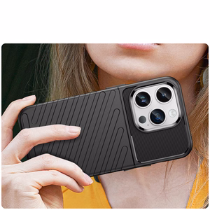 Thunder Case iPhone 14 Pro panssaroitu kotelo musta