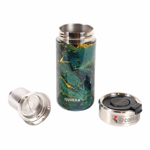 Quokka Boost Coffee Tumbler ruostumattomasta teräksestä valmistettu termosmuki haudutussiivilällä, 400 ml, Vihreä kivi