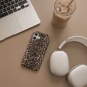 Tech-Protect Lamano MagSafe  iPhone 17 kuori, ruskea-beige