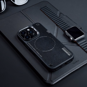 Benks Dynamic Minimalist suojakuori iPhone 16 Pro:lle valkoinen