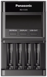 Panasonic Eneloop BQ-CC65E / 5206500 – älylaturi 1–4 AA/AAA-akulle, LCD-näyttö ja USB-lähtö