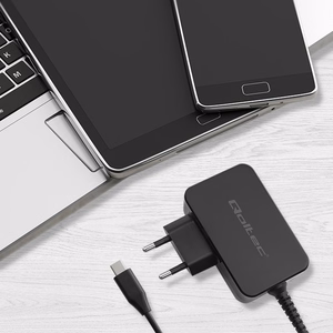 Qoltec 52386 GaN Power Pro Laturi 65W USB-C Musta
